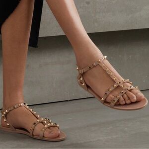 VALENTINO GARAVANI Rockstud Jelly Flat Gladiator Sandals Size 38